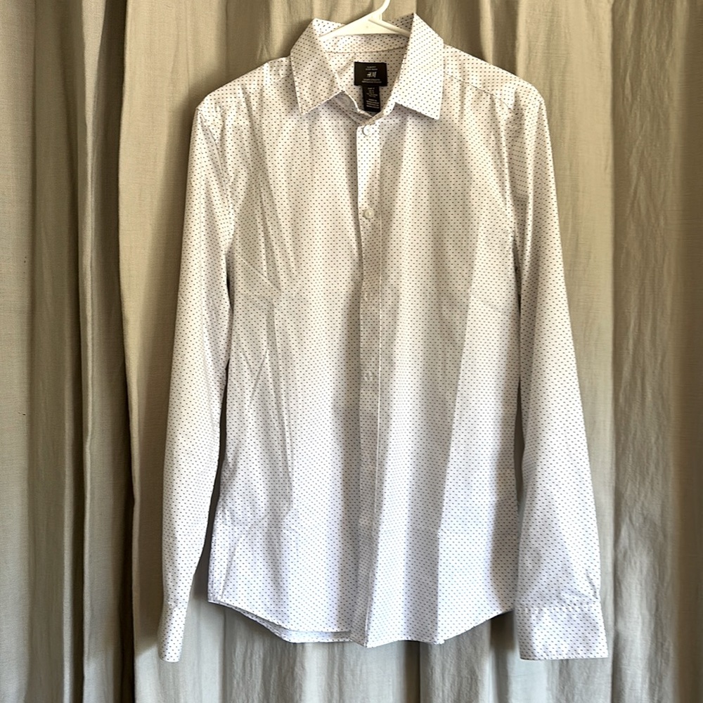 Men’s H&M Slim Fit, Easy-Iron Collard Dress Shirt, Like-New, Size S